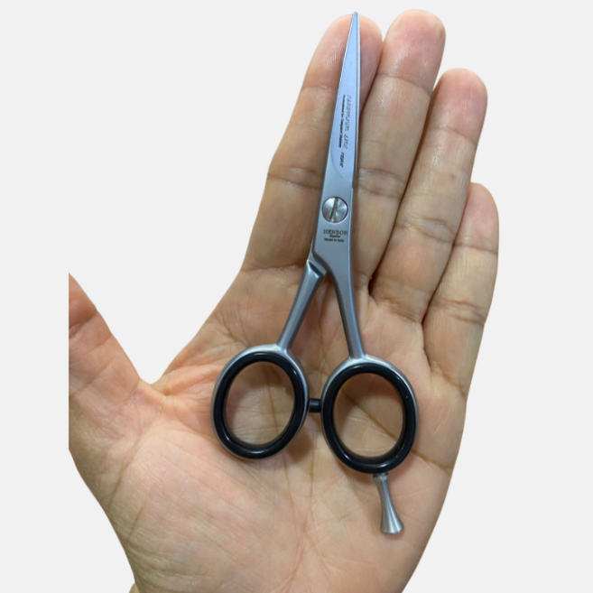 Tijera Henbor Italiana Microdentada 795 Carbonium Line 4.5''