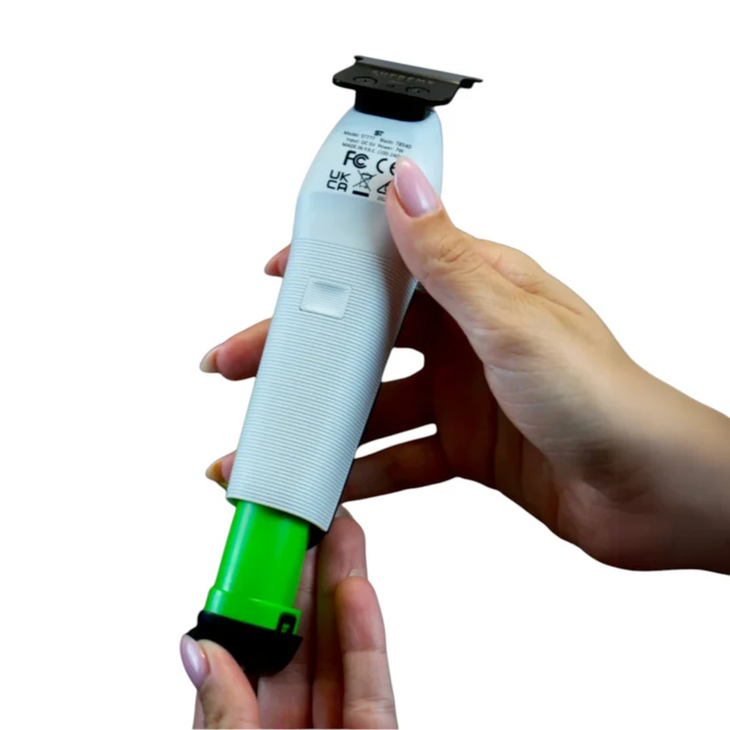 Maquina Patillera Supreme Trimmer Recharge Blanco