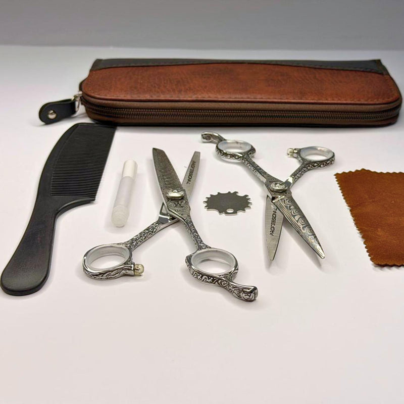 Set de Tijeras Wmark Pro D96-PS022 6″ Con Estuche Y Peineta